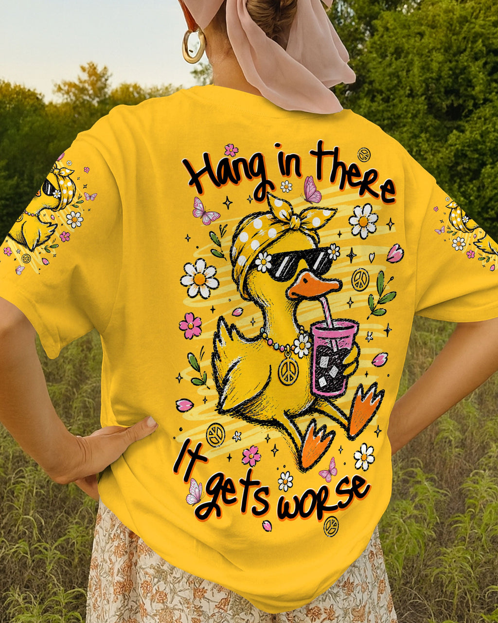 HANG IN THERE DUCK ALL OVER PRINT - TLNT0106263